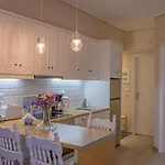 Paralio Astros Beachfront Apartmán
