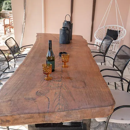 Paralio Astros Beachfront Διαμέρισμα *