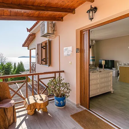 Daire Paralio Astros Beachfront Xiropigado