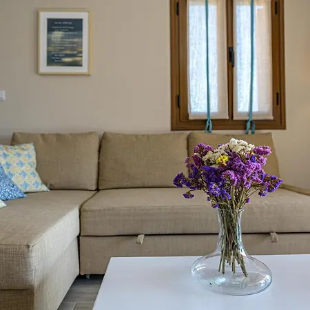 Paralio Astros Beachfront *