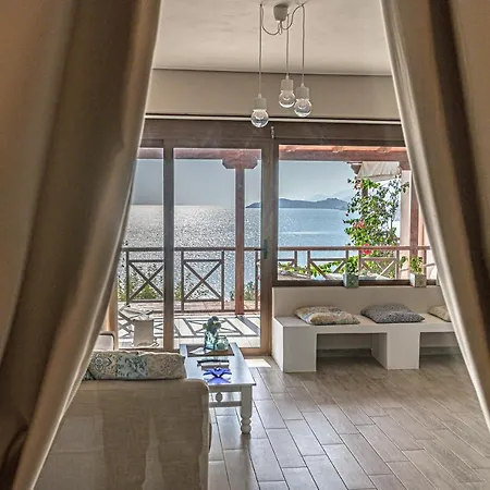 Διαμέρισμα Paralio Astros Beachfront