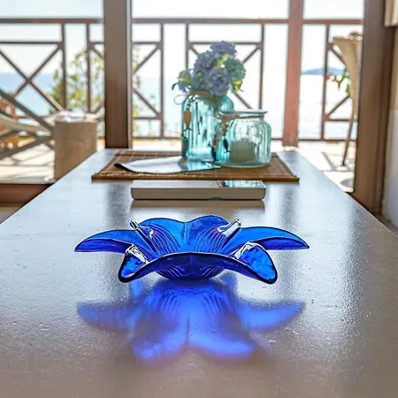 Paralio Astros Beachfront *