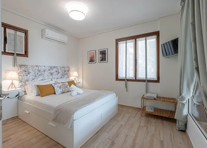 Paralio Astros Beachfront * 시로피가도