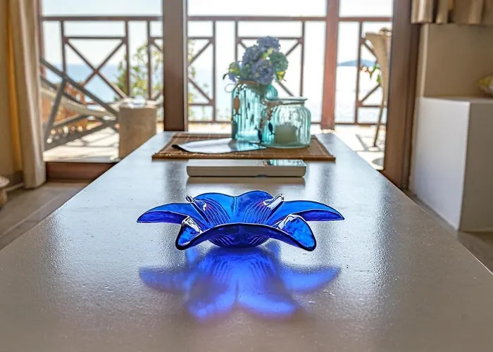 Paralio Astros Beachfront *