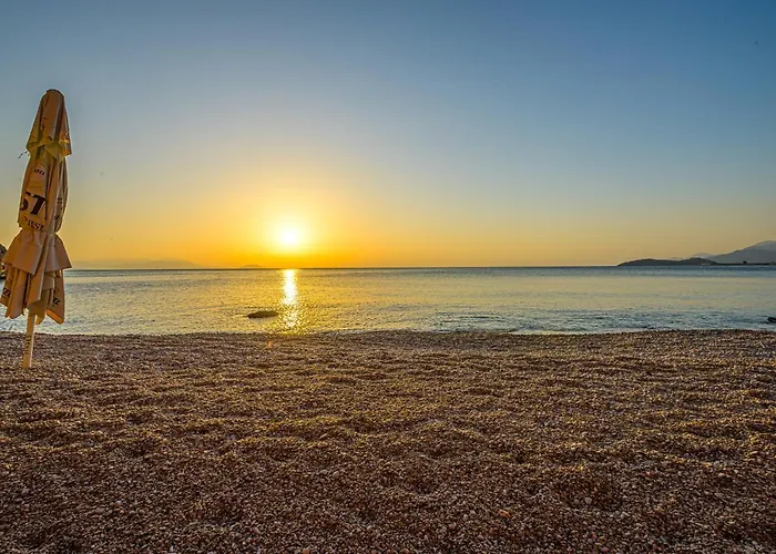 Paralio Astros Beachfront * 시로피가도